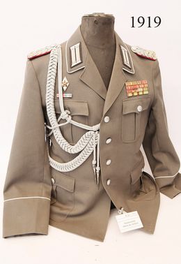 Uniform für einen Oberst der Artillerie