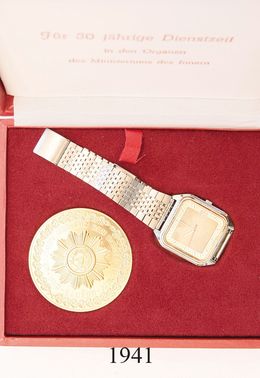 Ehrengeschenk für 30jährige Dienstzeit