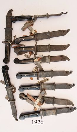 Konvolut Bajonette AK47